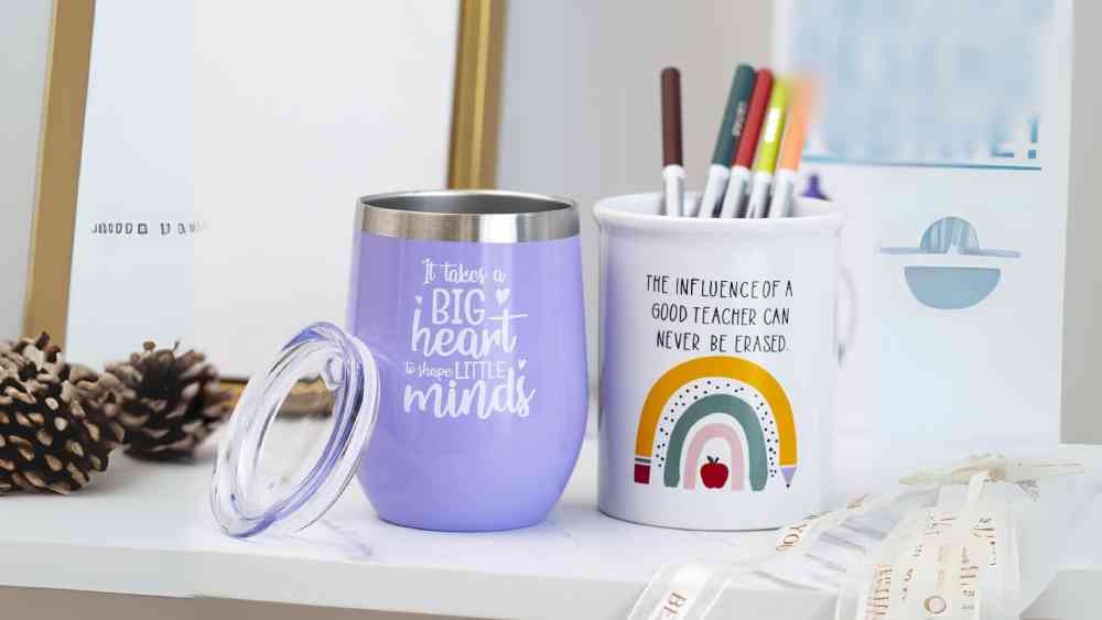 Teacher appreciation gift set including bookmark and tumbler