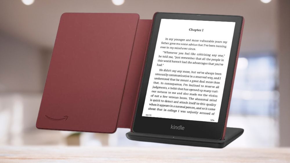 Kindle Paperwhite E-reader E-book Signature Edition Essentials Bundle