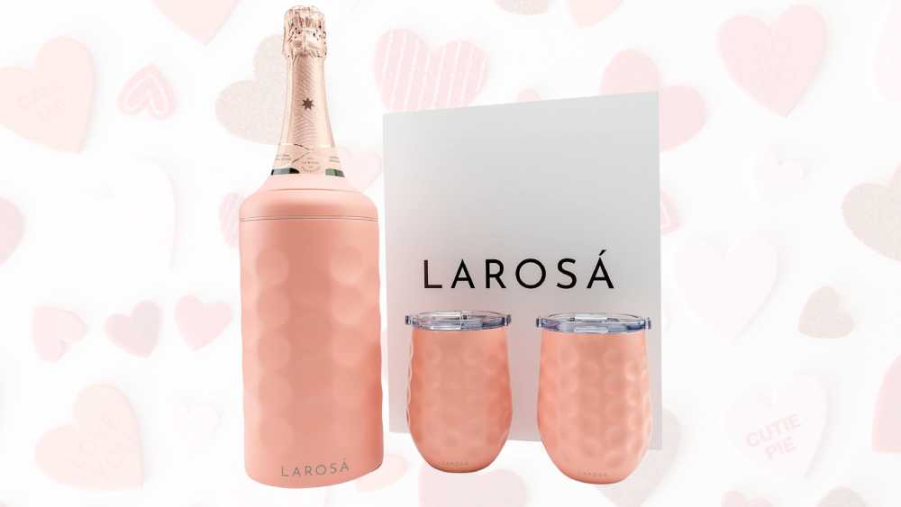 Gift set including wine chiller and two tumblers