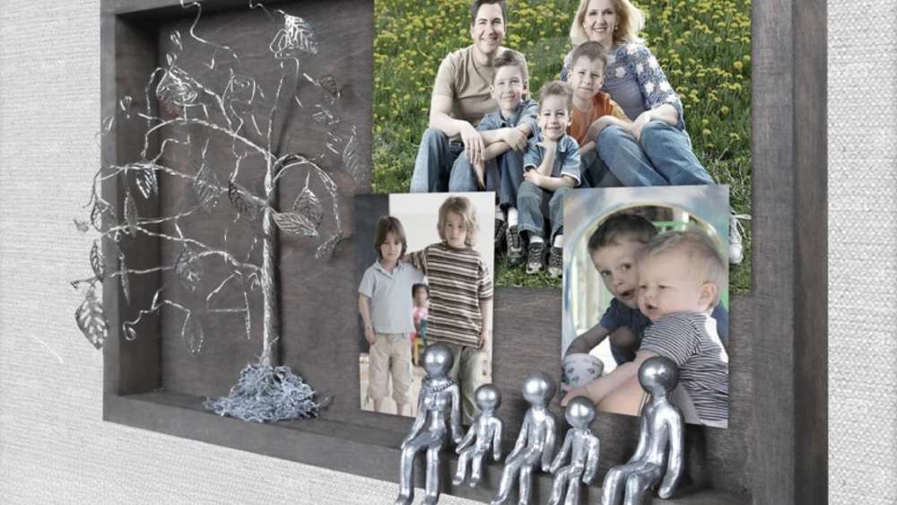 Family Tree Art Piece With Person Figurines Photo Frame