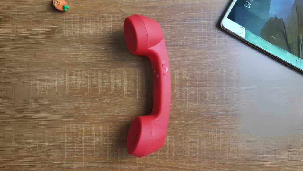 Wireless retro telephone headset with six color options