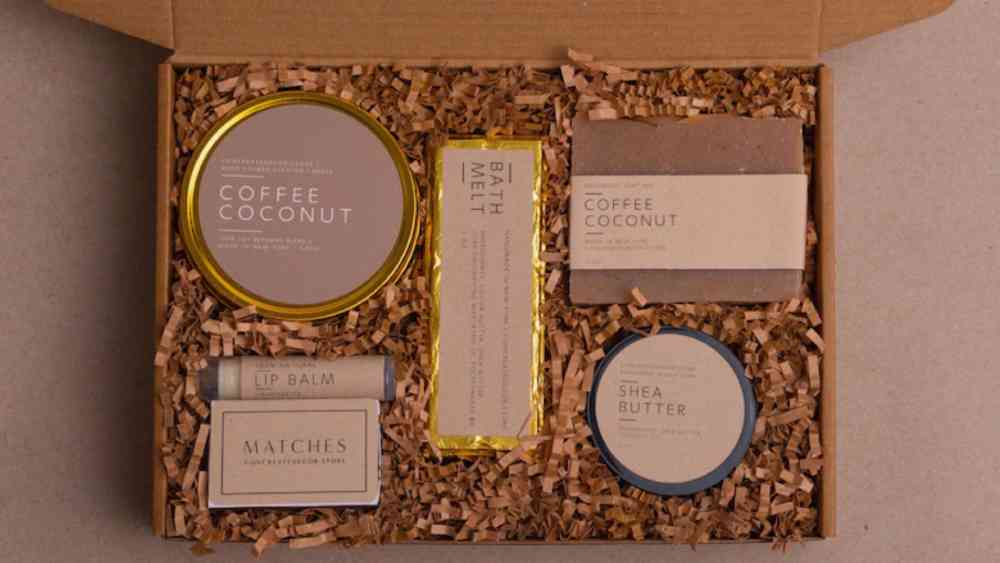 Bath and beauty set with nine sent choices