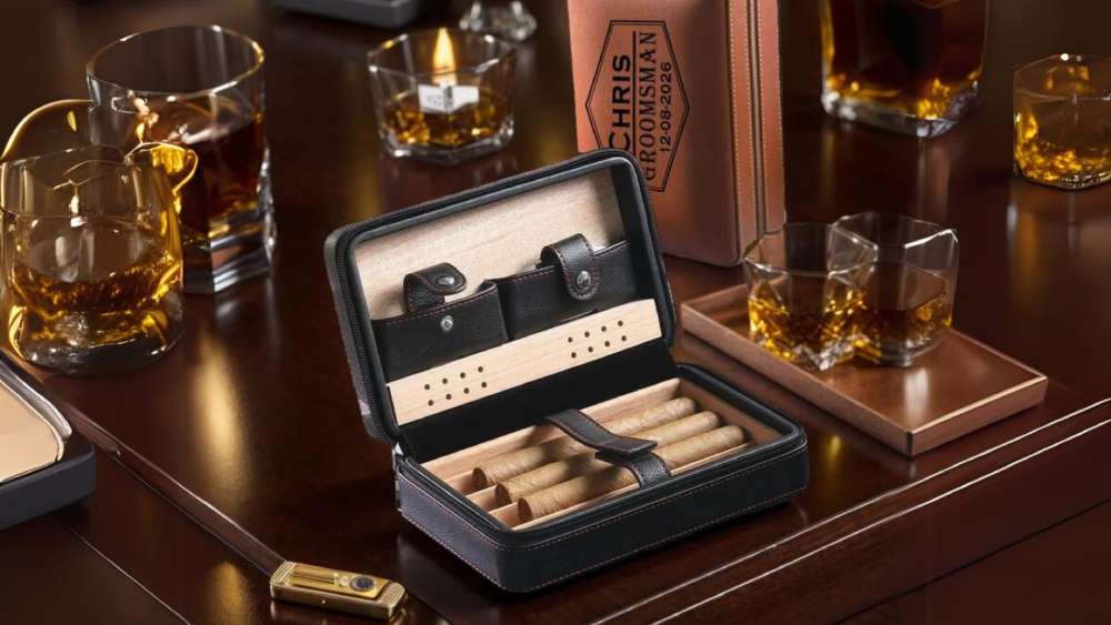 Custom engraved leather travel cigar humidor gift set