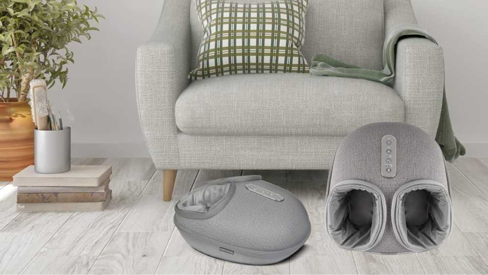 Deep kneading foot massager machine with heat