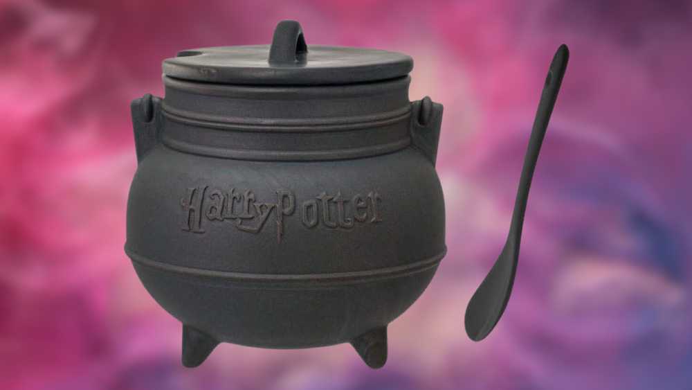 Harry Potter soup mug shaped like a couldron