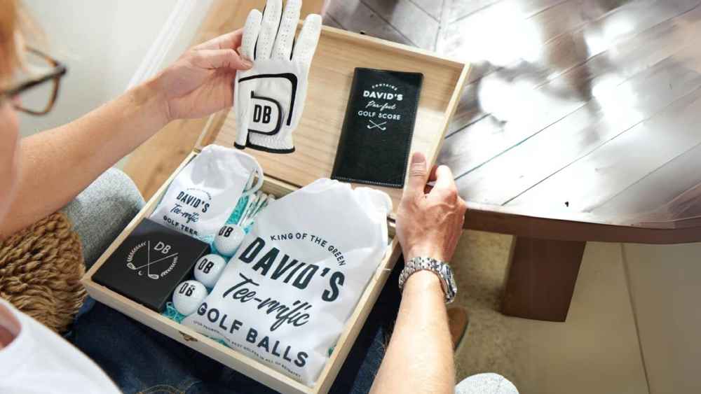 golf gift set personalized divot ball