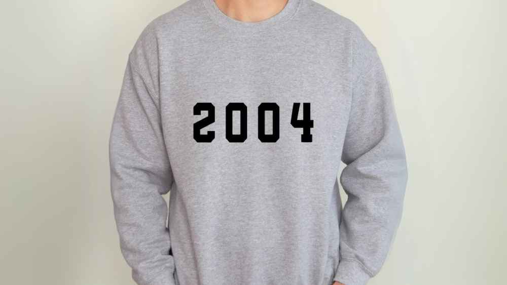 Twentieth birthday sweatshirt with print of birth year