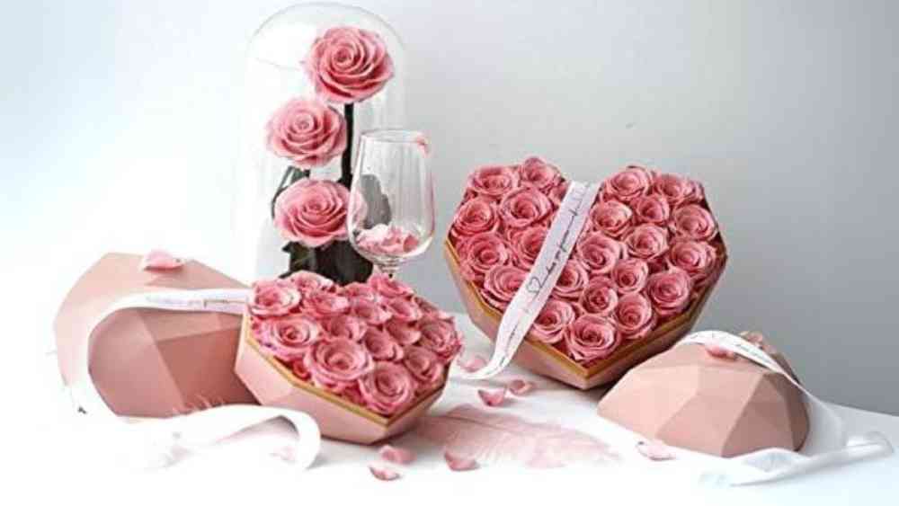 Handmade preserved rose heart shaped gift box