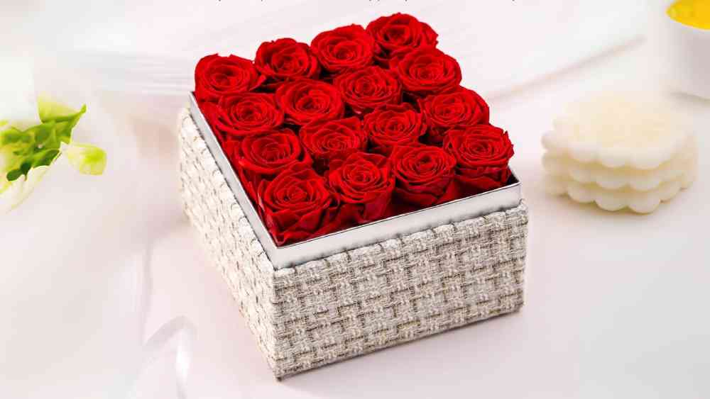 Anniversary gift box of sixteen preserved roses