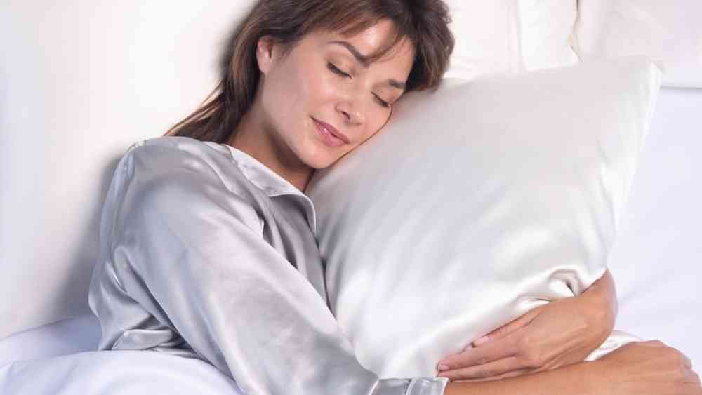 Fishers Finery Pure Mulberry Silk Pillowcase Good Housekeeping Winner