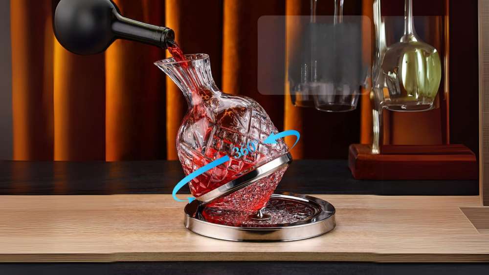 Spinning top crystal glass wine decanter