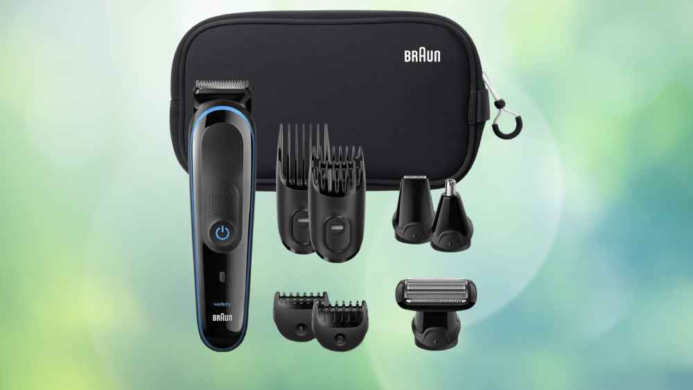 Seven piece hair clippers set including bag