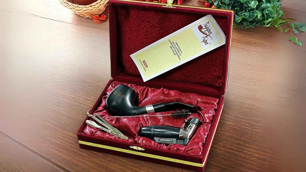 Personalized Special Pipe Set Includes Cleaning Set And Lighter