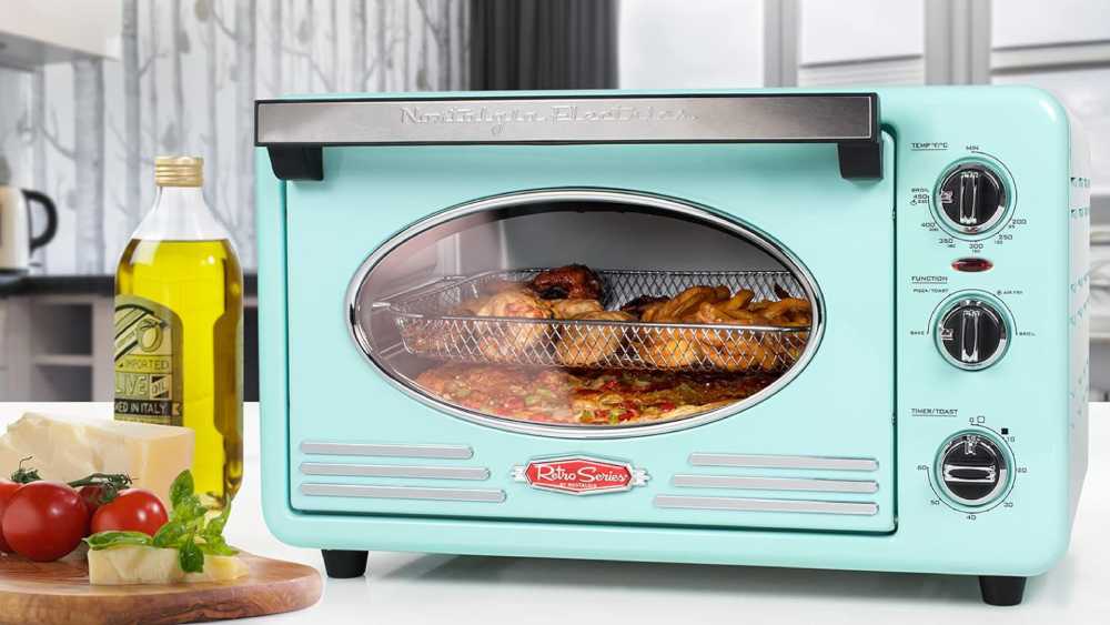 Large capacity multi functioning retro toaster oven