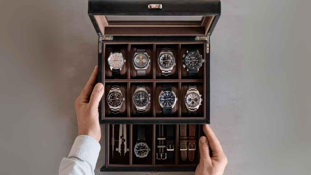 Faux leather watch storage box with various sizes