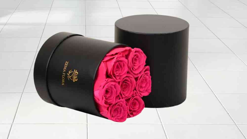 Preserved rose gift box for a best friend