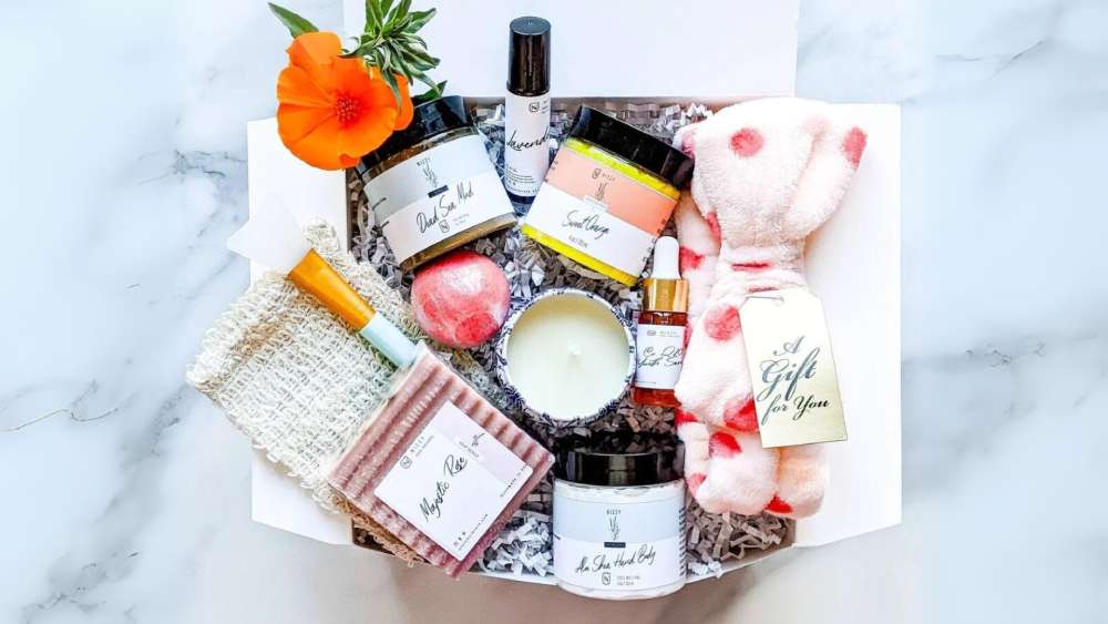 Twentieth birthday spa themed gift box for women