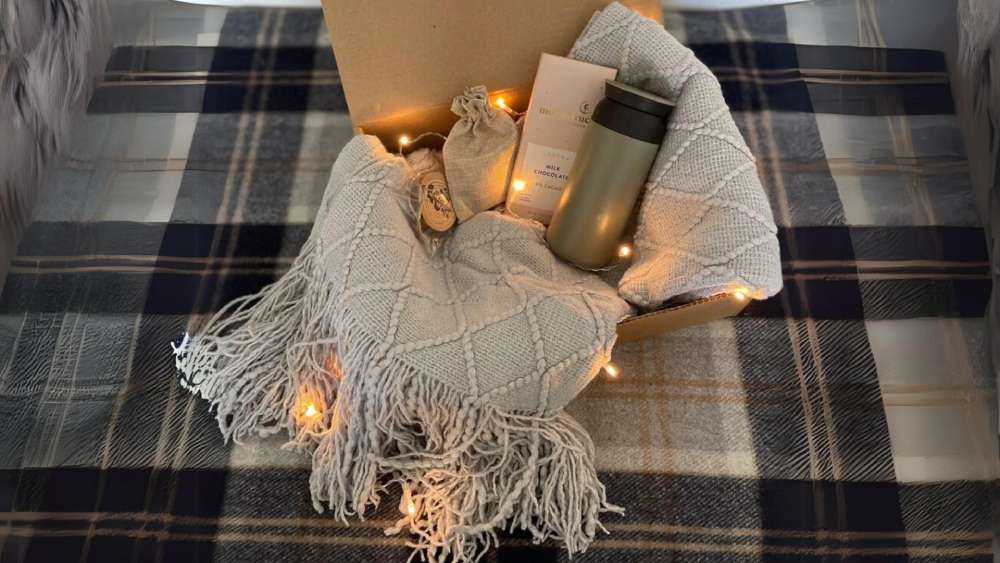 Comfort gift box birthday gift for women