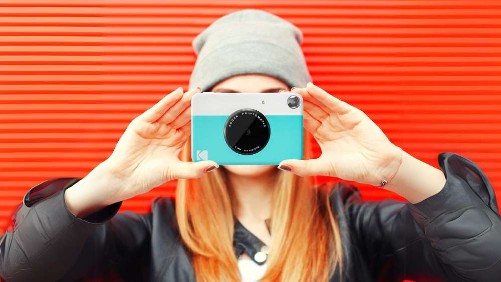 Instant print Kodak digital camera gift for daughter