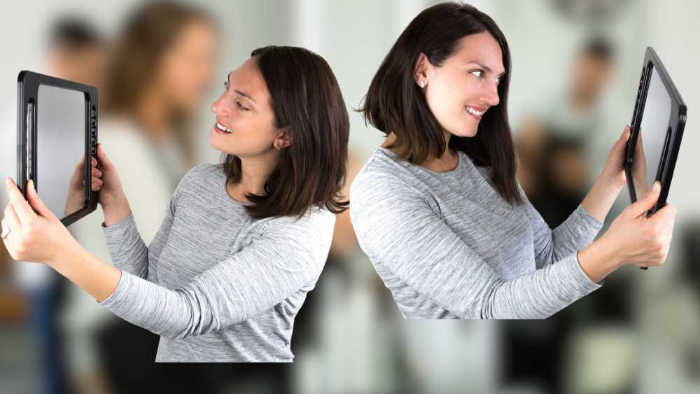 Large Hand-held Mirror