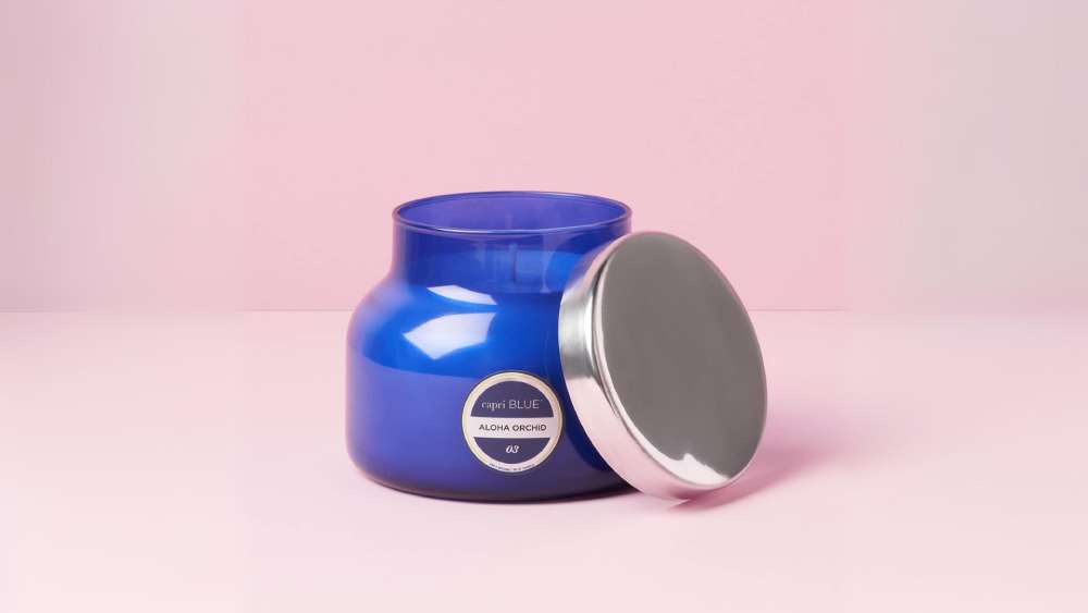 Blue scented candle birthday gift for your daughter