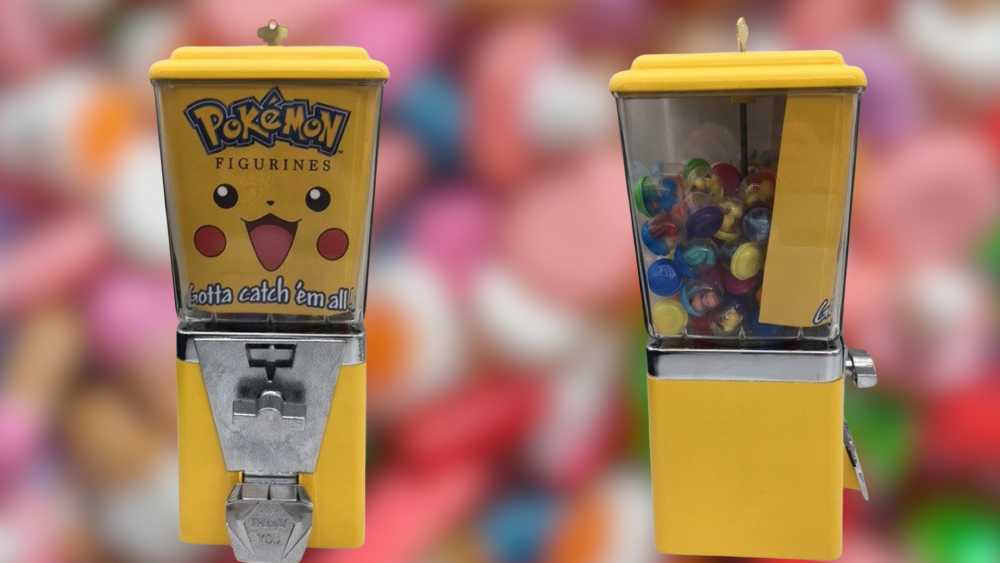 Pokemon one inch capsule vending machine with pikachu
