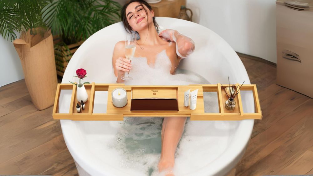 Indulgent bath time tray with extending sides