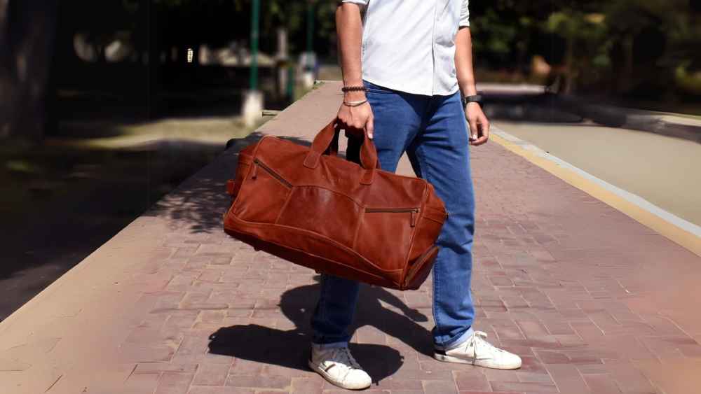 Full grain leather extra large waterproof duffle bag