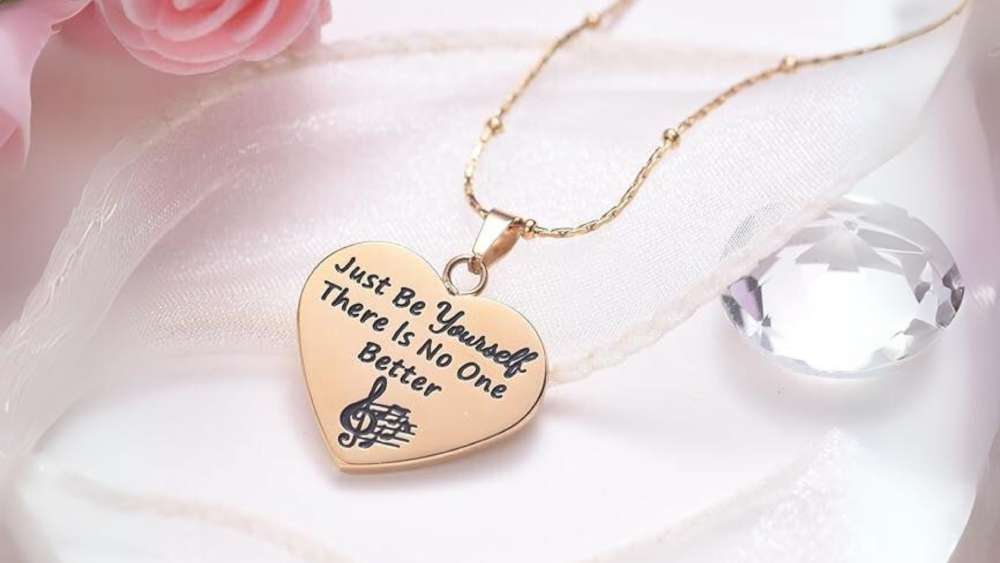 Gifts for your daughter heart shaped inspirational necklace