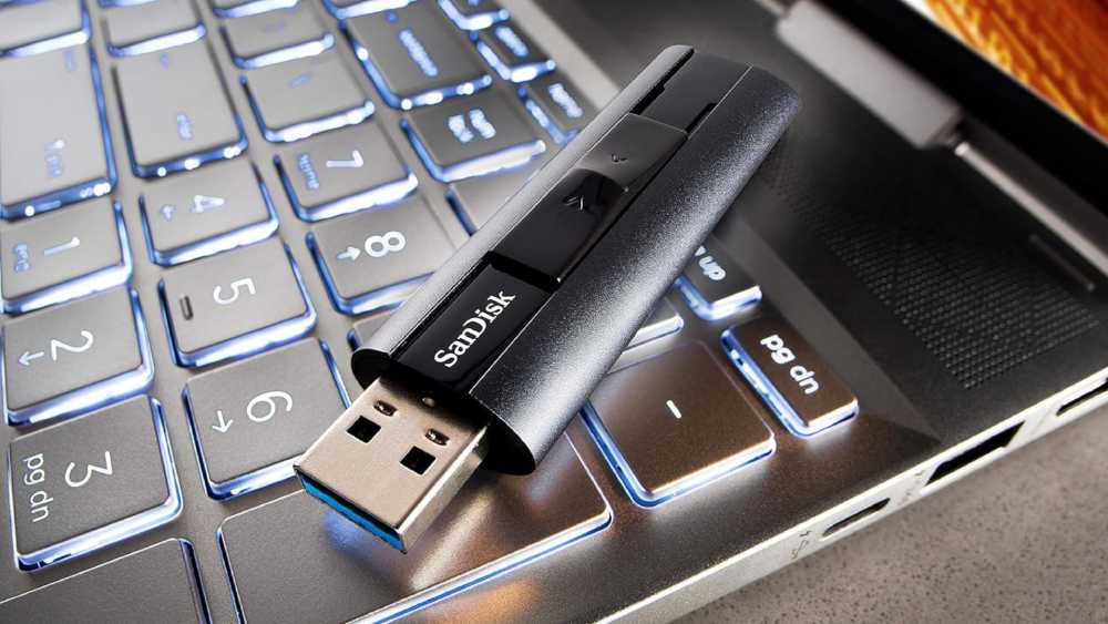 3.2 USB Flash Drive Keychain Last Minute Birthday Gifts