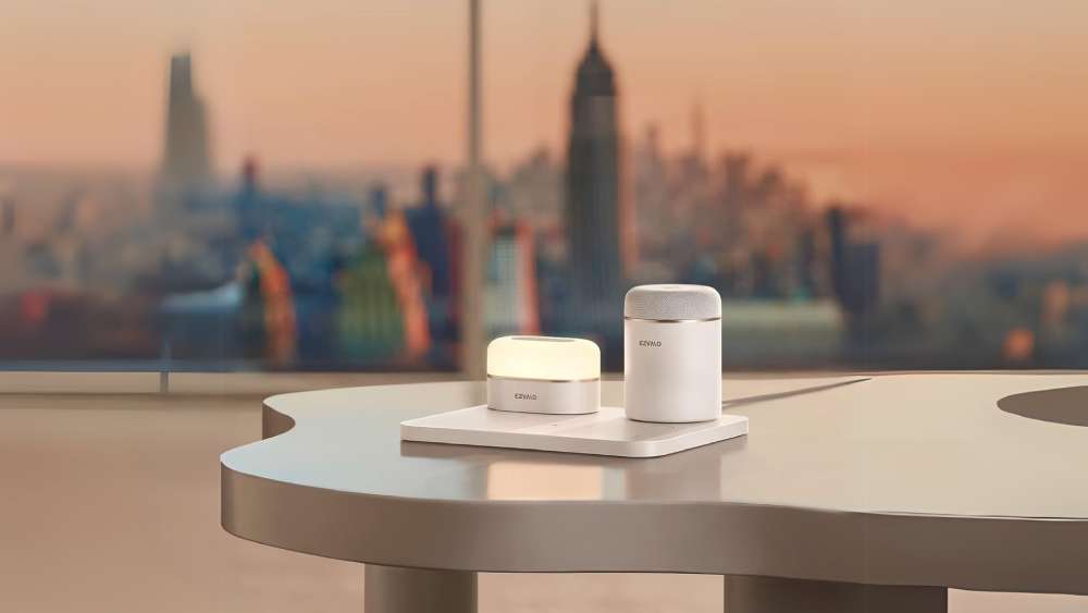 Wireless Charger With a Speaker and a nightlight