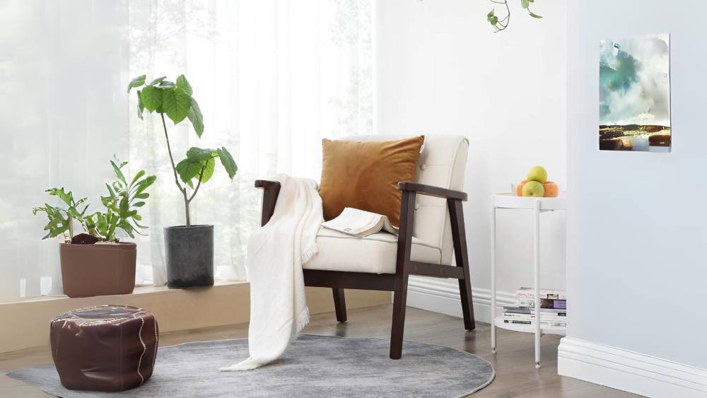 Leisure Armchair made of rubberwood