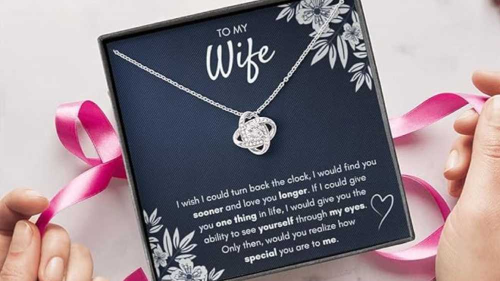pendant necklace 14k white gold love knot