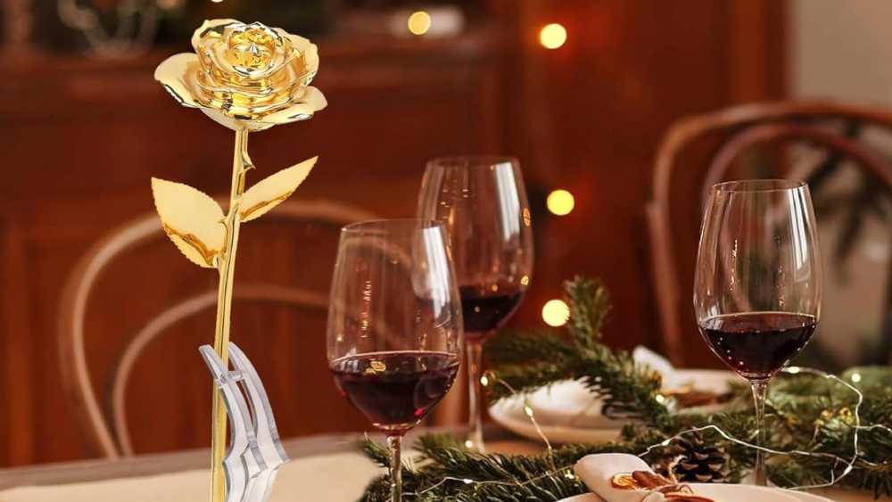 24K Gold Dipped Rose made from Fresh Rose