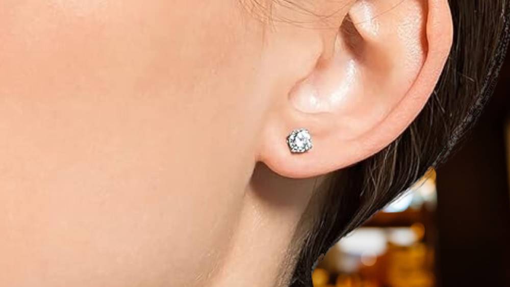 Swarovski earrings made with Brilliant Crystals