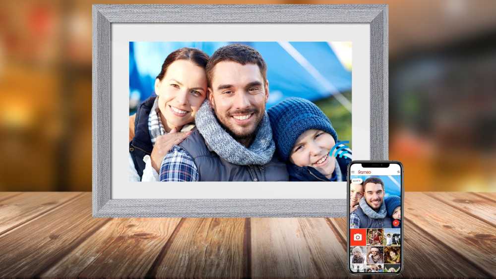 Digital Picture Frame with 16GB Memory