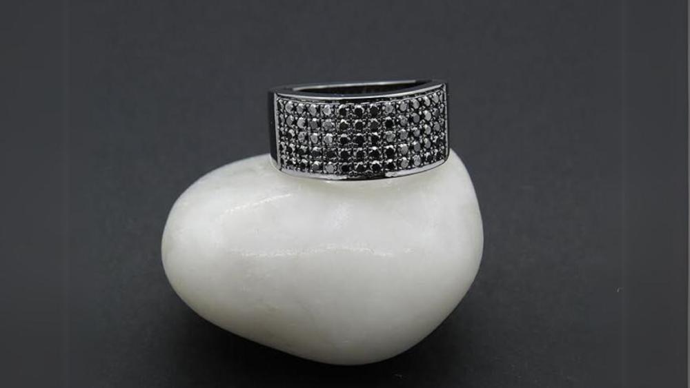 Dazzling rock Collection Anniversary Ring for Him