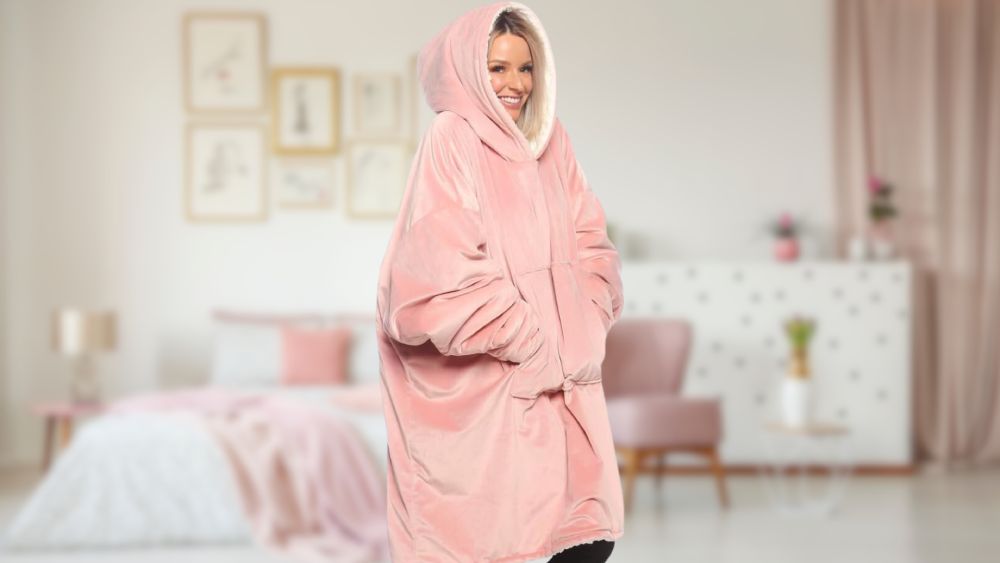 Oversized Microfiber and Sherpa Wearable Blanket