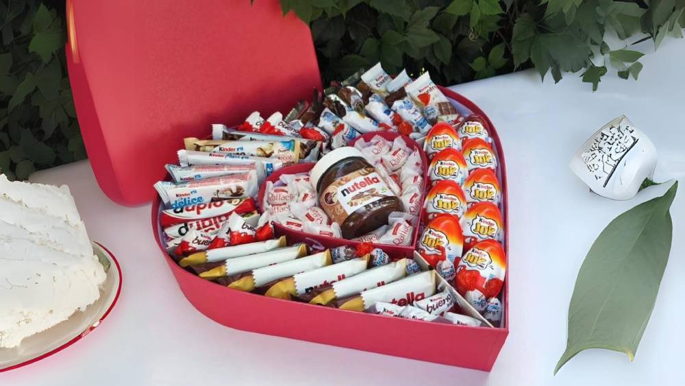 Kinder Box Chocolate Gift Heart Shaped