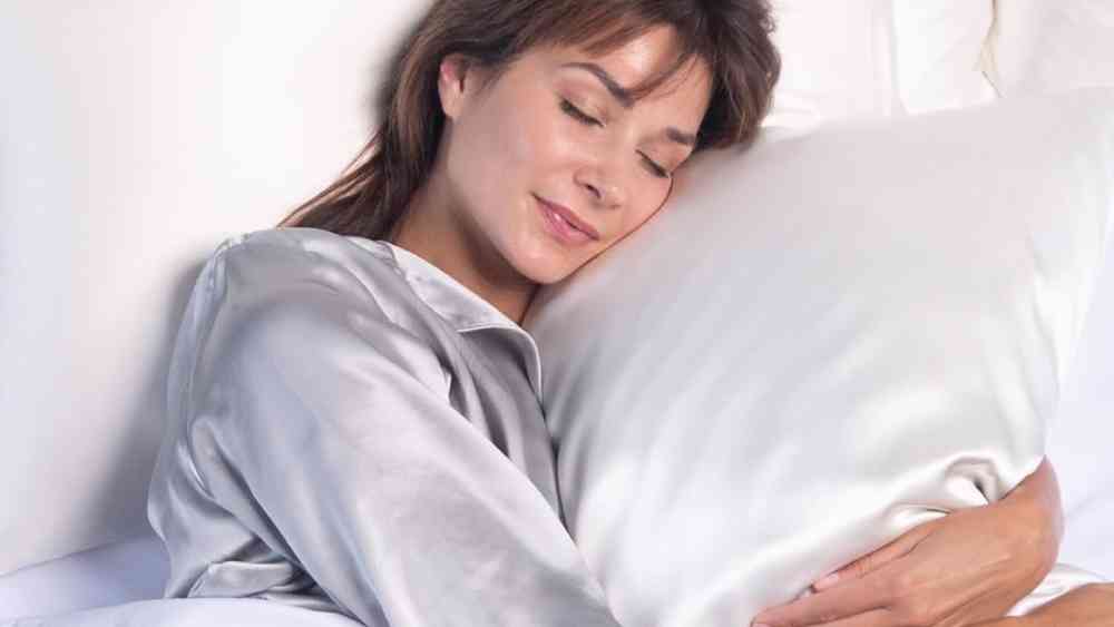 High quality Nineteen millimeters pure mulberry silk pillowcase
