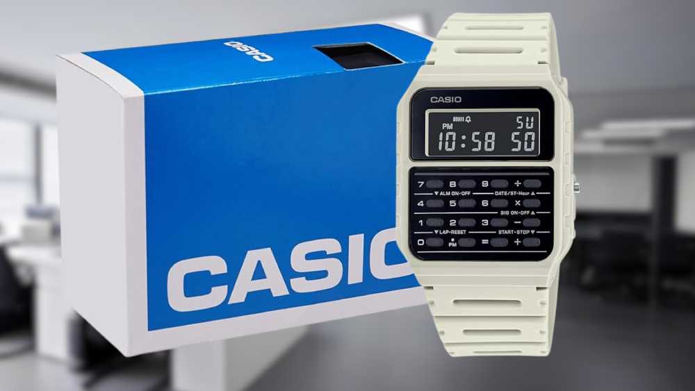 Vintage Calculator Watch in Beige or Green