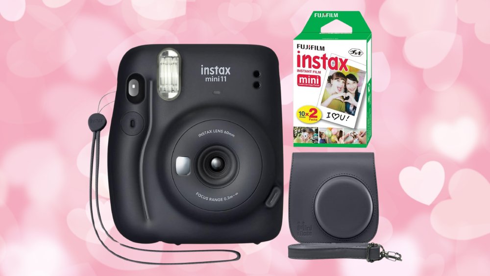 Fujifilm Instant Camera with 20 Instax Film Sheets