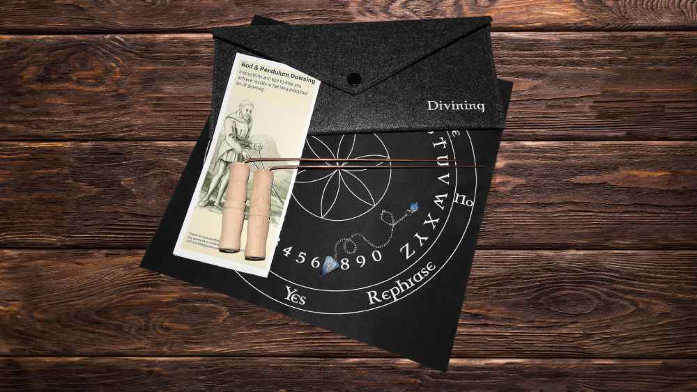 Copper Dowsing Rods and Pendulum Kit