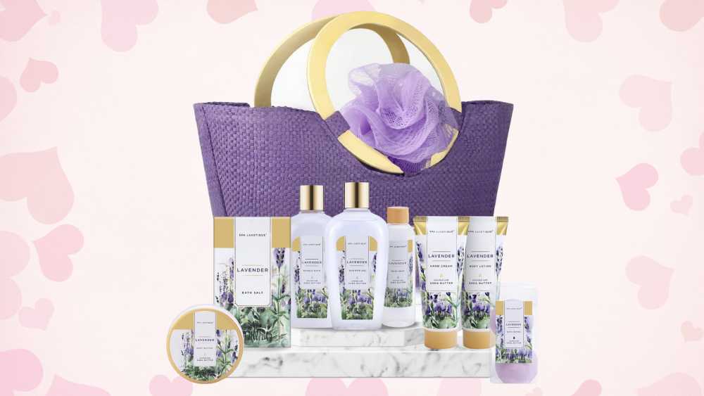 Lavender Bath Spa Valentine Day Gifts Basket 
