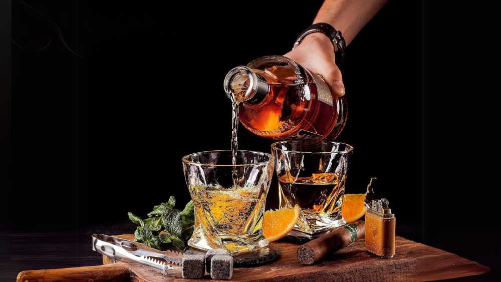 Whiskey Glass Set