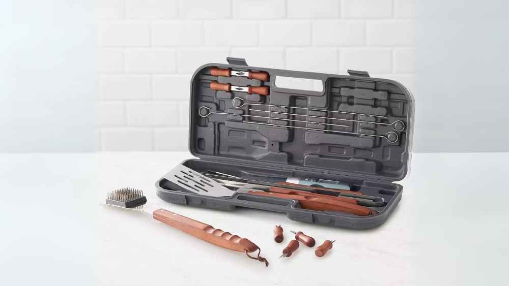 Premium stainless steel grilling set