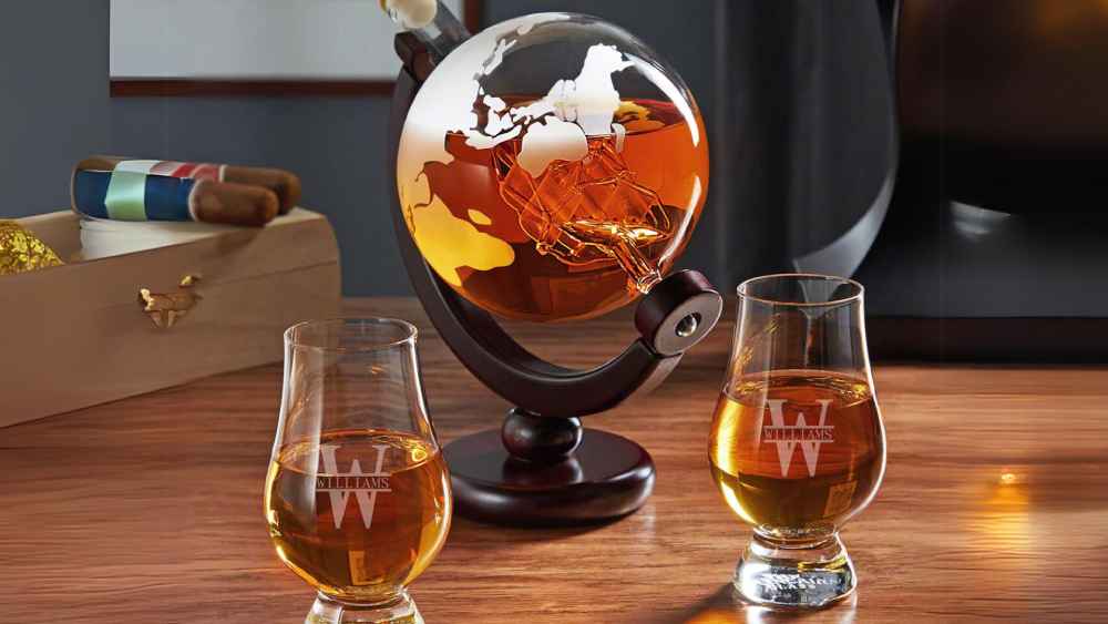 Personalized Globe Decanter