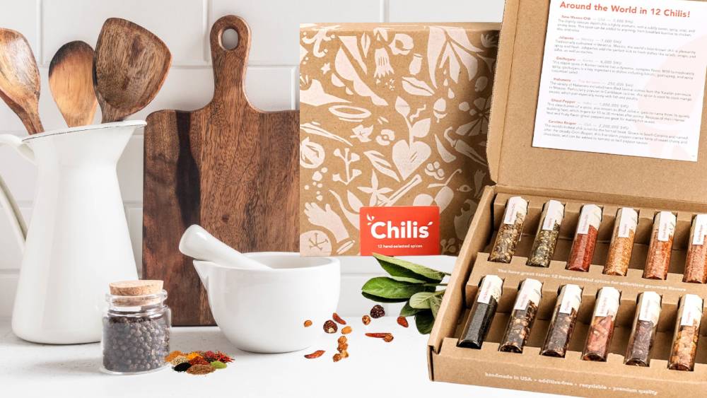 12-piece chili spice set from around the world