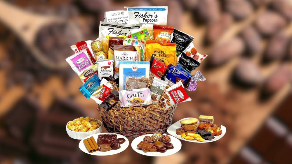 Elegant 33-piece customizable chocolate gift basket
