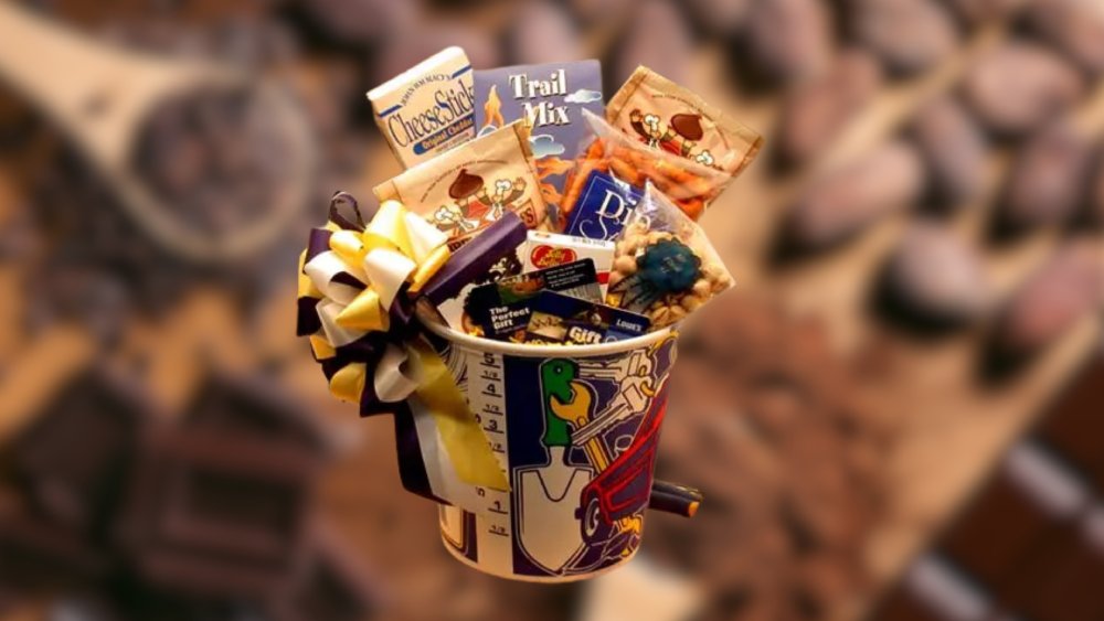 Perfect blend of hearty snack gift basket